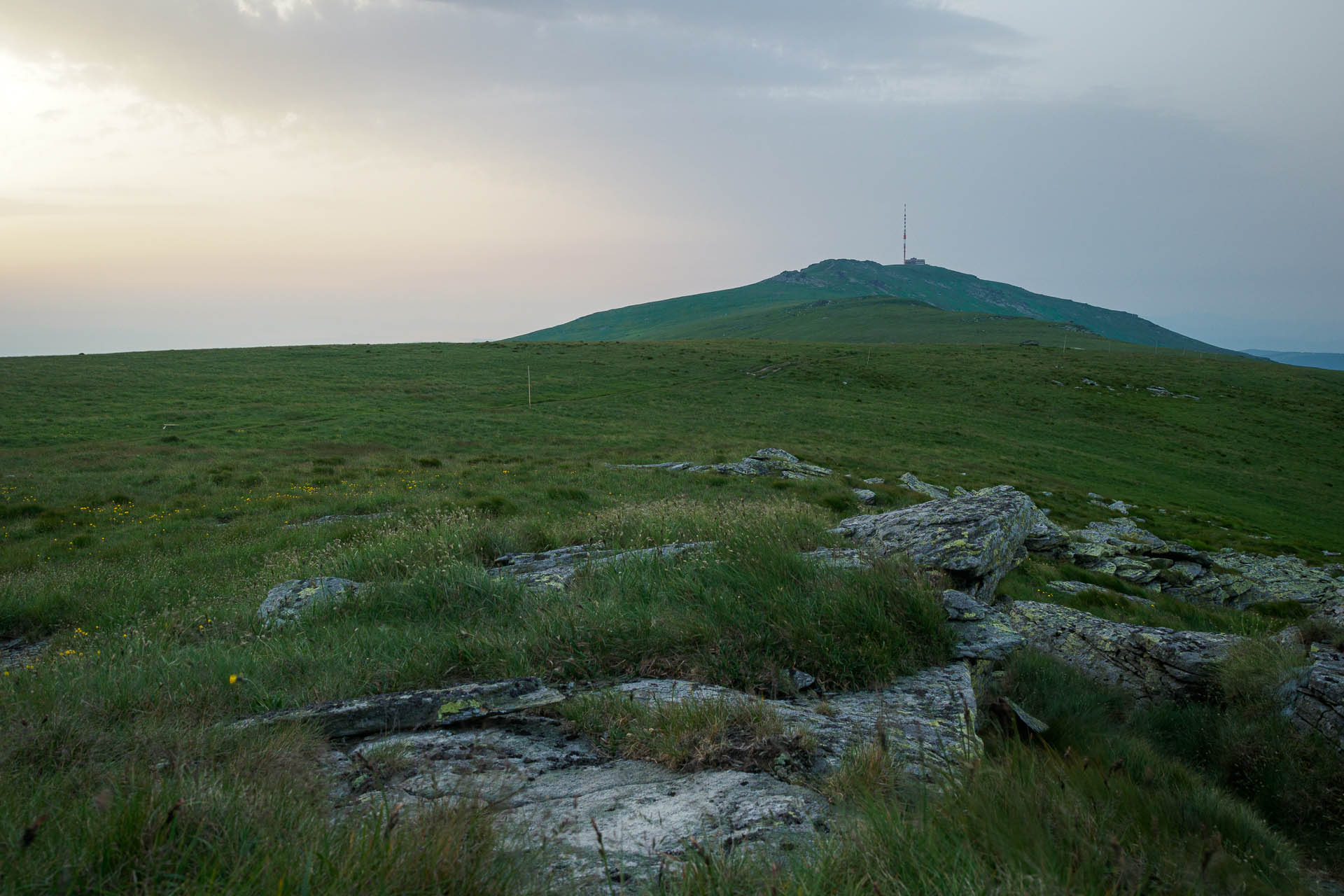 Kráľova hoľa z Liptovskej Tepličky (Nízke Tatry)