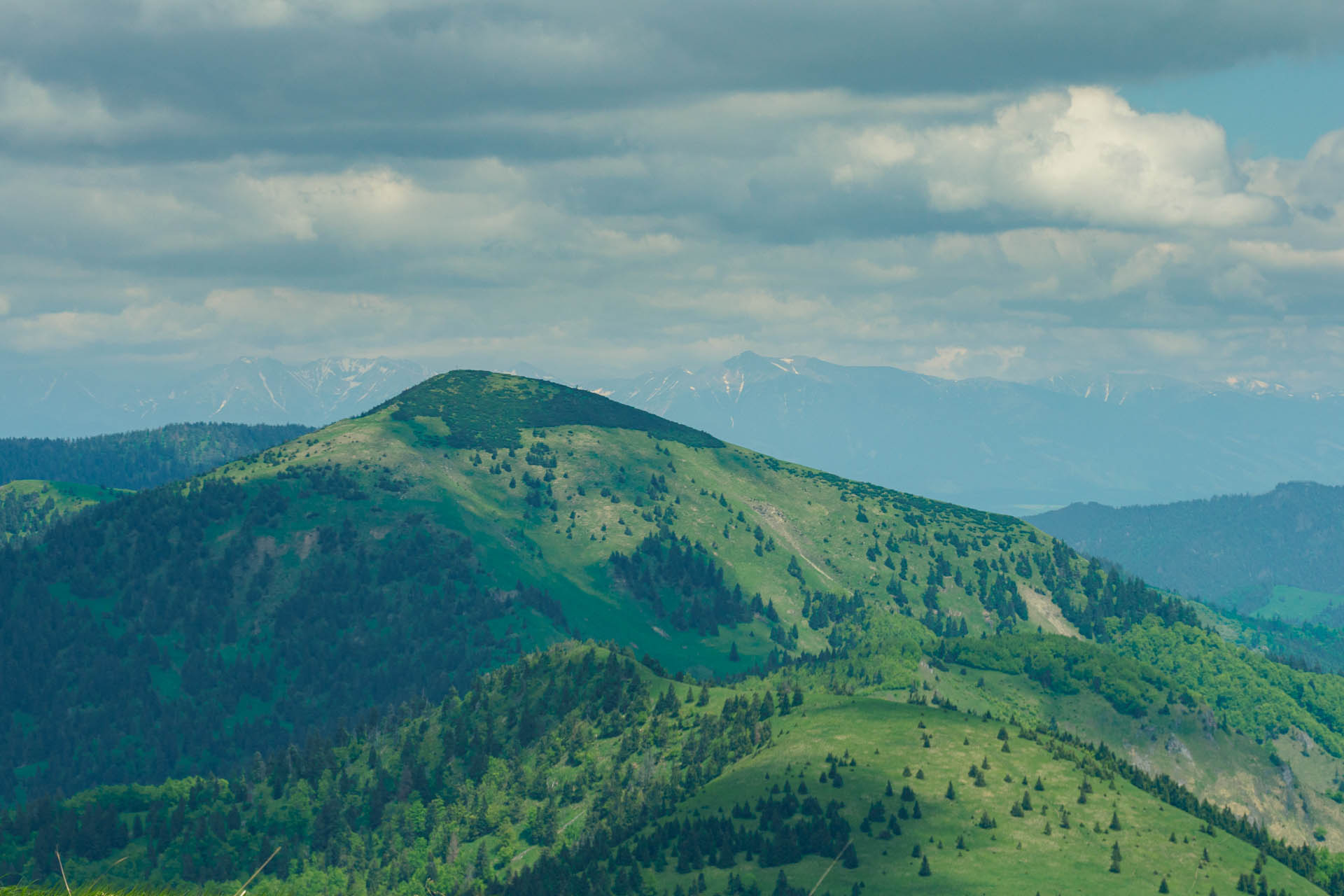 Zo Salaša pod Suchým vrchom cez Ploskú na Borišov (Veľká Fatra)