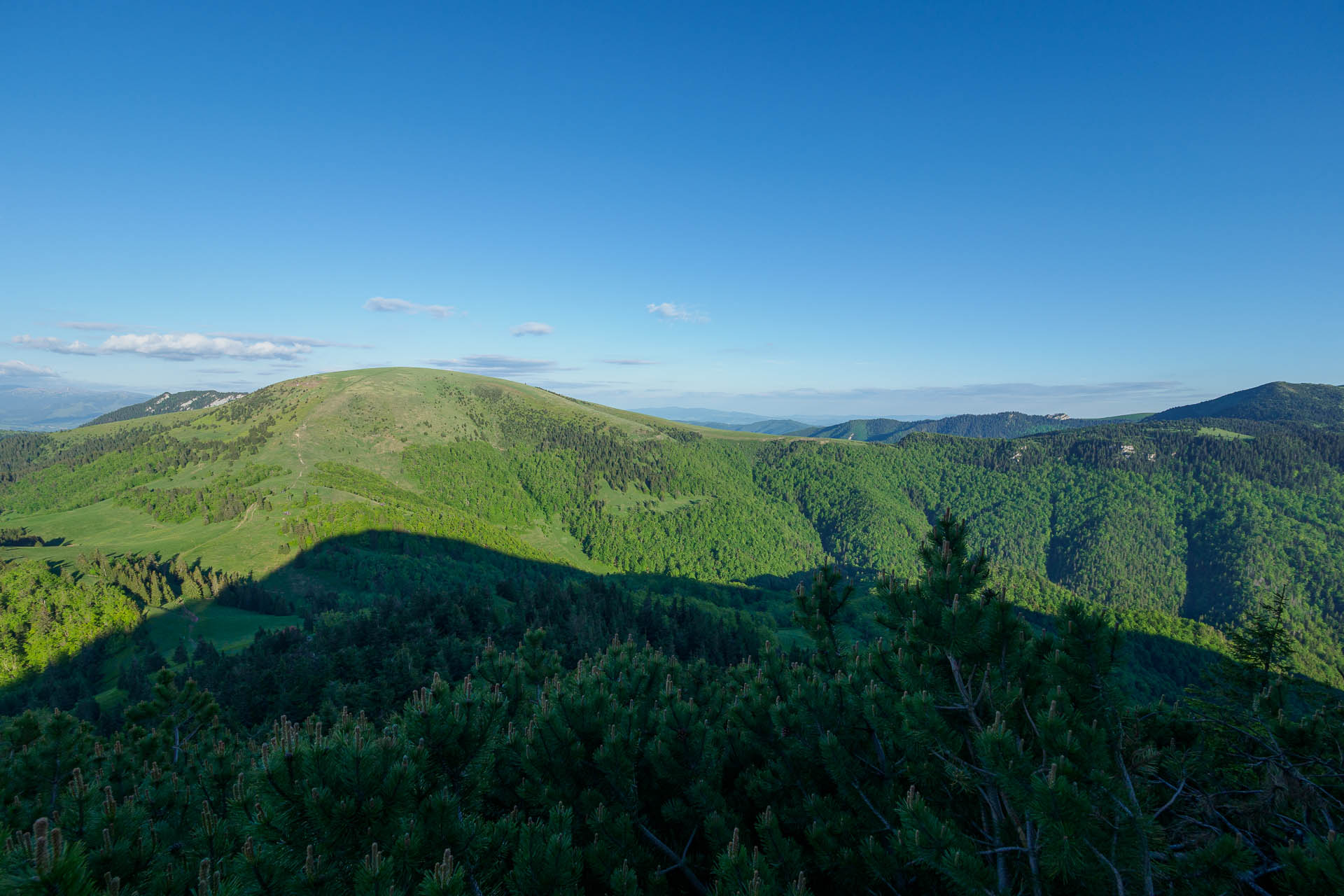 Zo Salaša pod Suchým vrchom cez Ploskú na Borišov (Veľká Fatra)