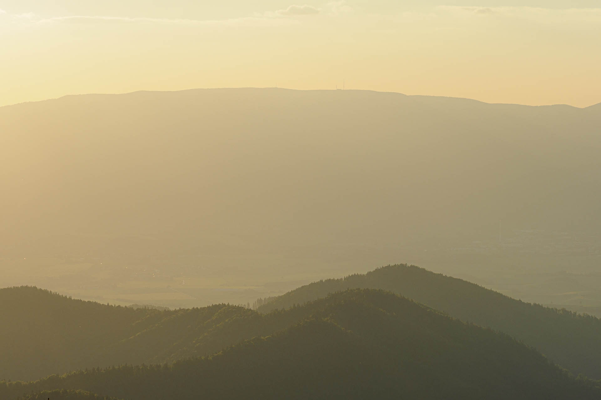 Zo Salaša pod Suchým vrchom cez Ploskú na Borišov (Veľká Fatra)