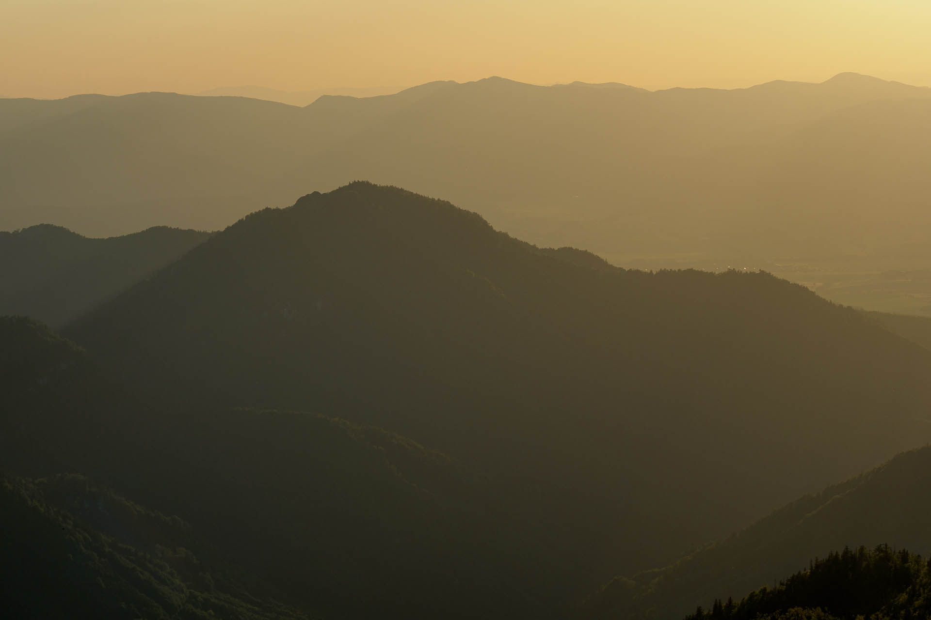 Zo Salaša pod Suchým vrchom cez Ploskú na Borišov (Veľká Fatra)