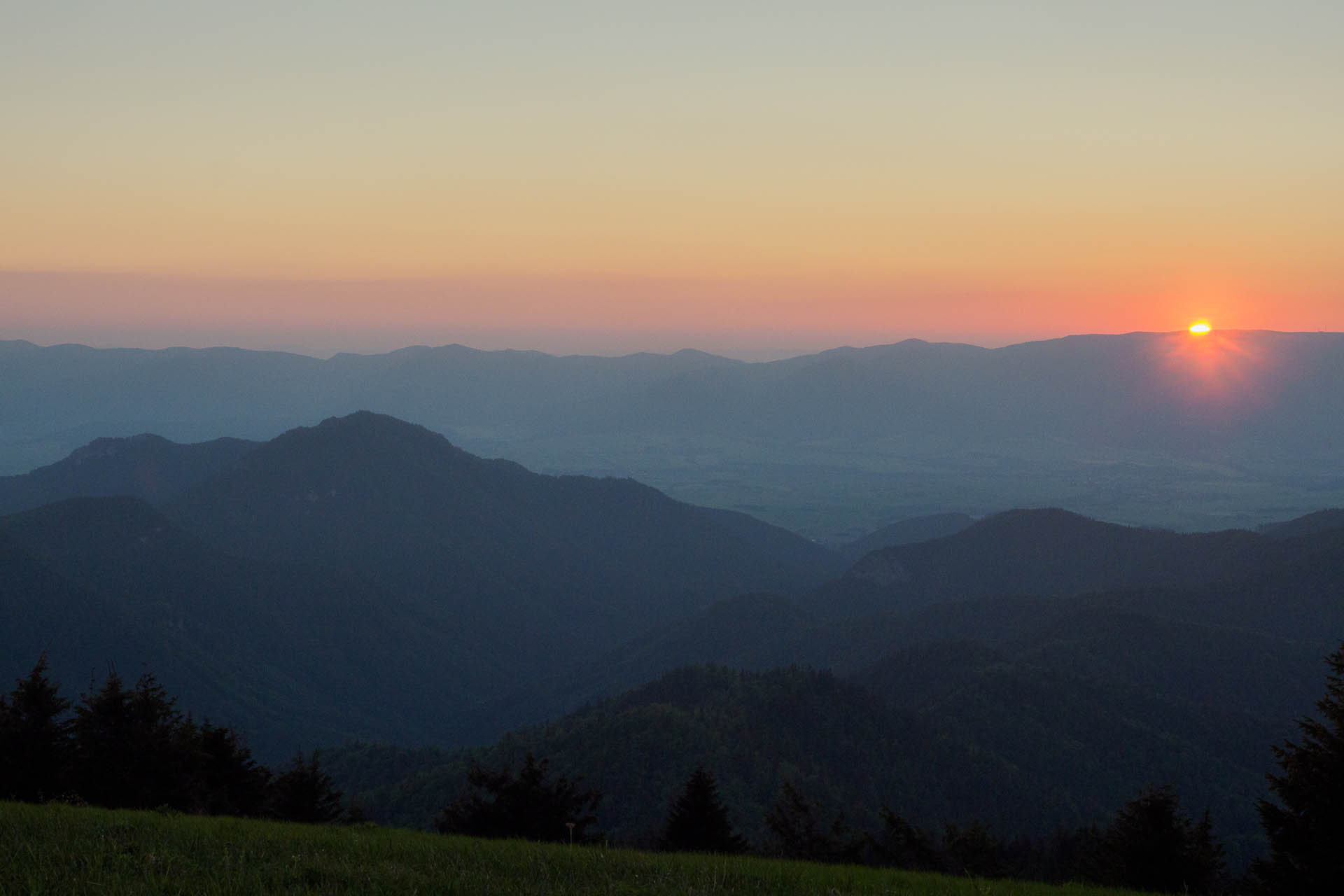 Zo Salaša pod Suchým vrchom cez Ploskú na Borišov (Veľká Fatra)