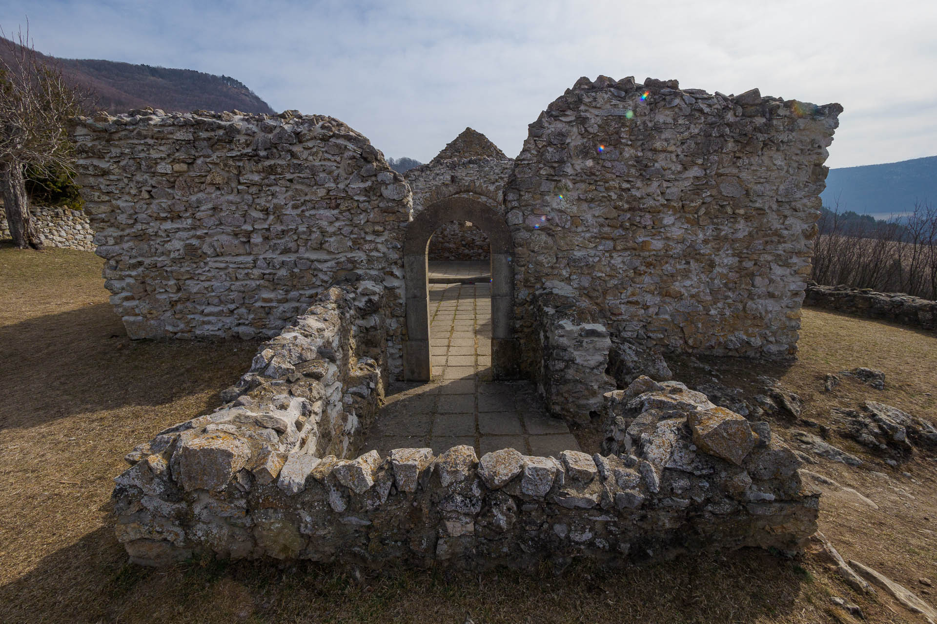 Husitský kostol a Žľab z Lúčky