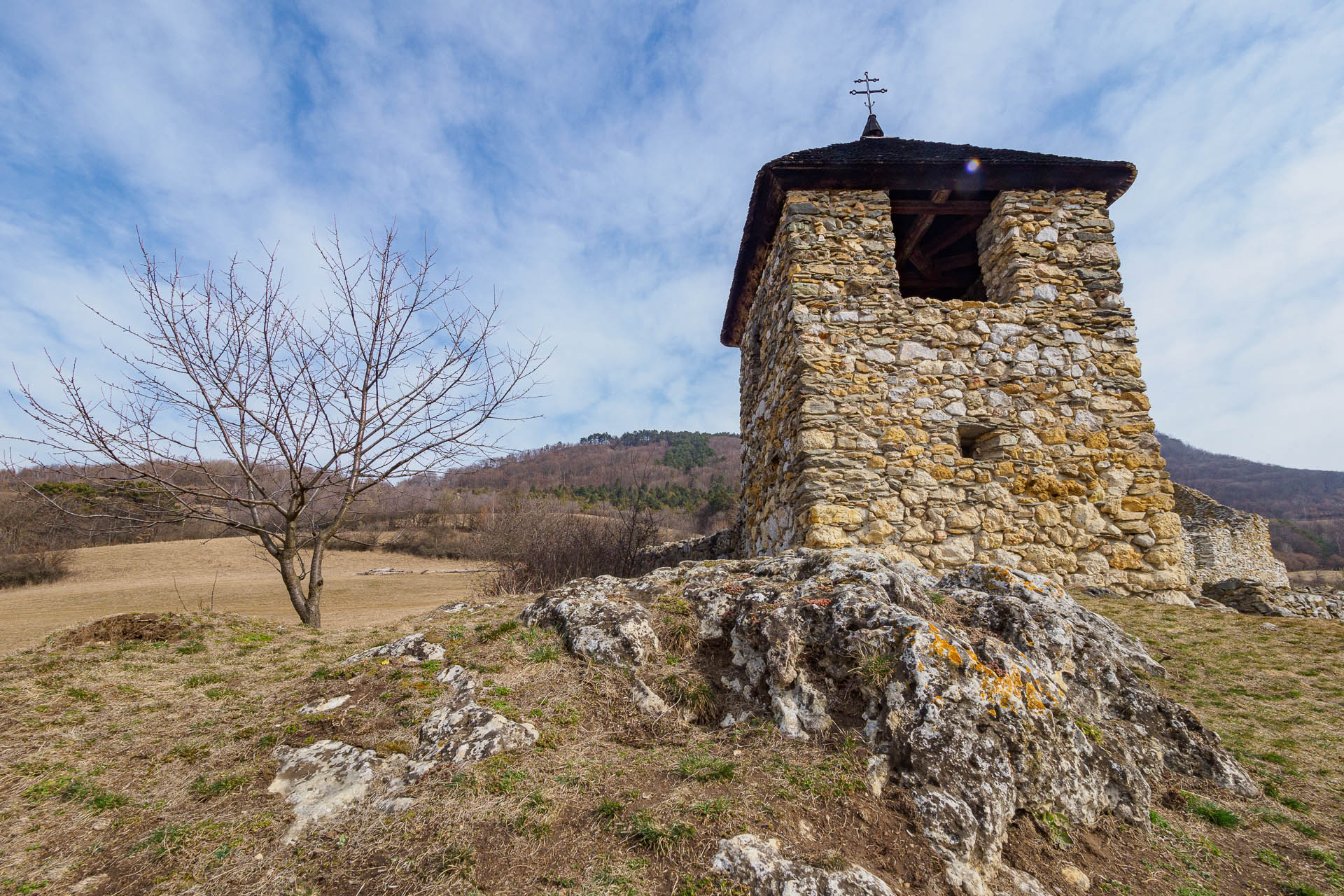 Husitský kostol a Žľab z Lúčky